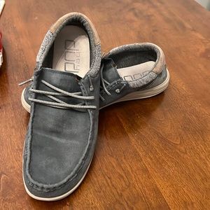 Hey Dudes size 13